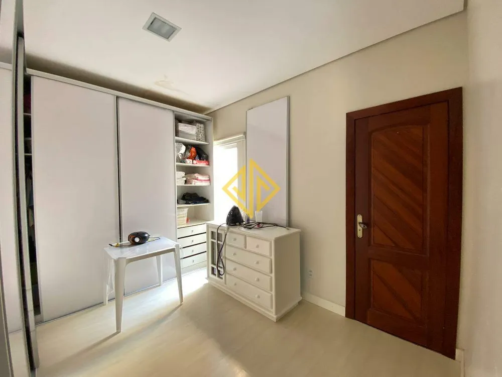 Casa, 5 quartos, 306 m² - Foto 6