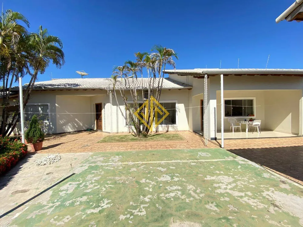 Casa, 5 quartos, 306 m² - Foto 1