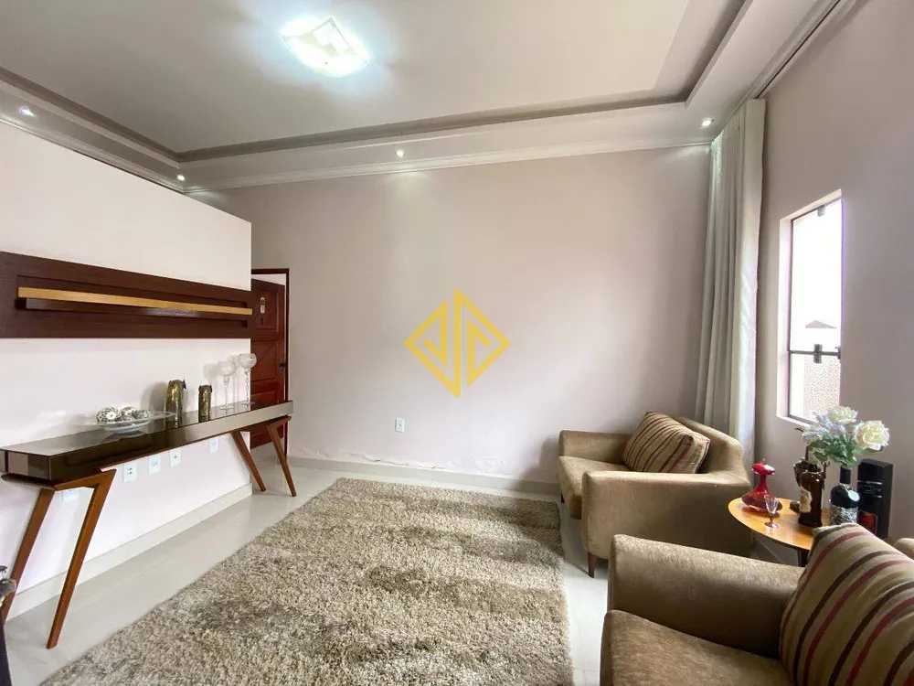 Casa, 3 quartos, 436 m² - Foto 1