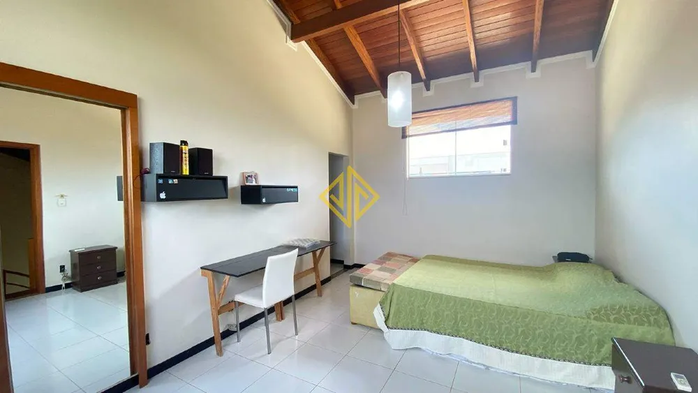 Casa, 4 quartos, 202 m² - Foto 9