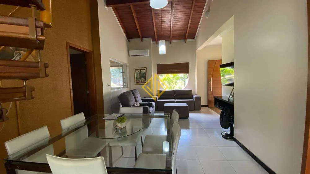Casa, 4 quartos, 202 m² - Foto 2