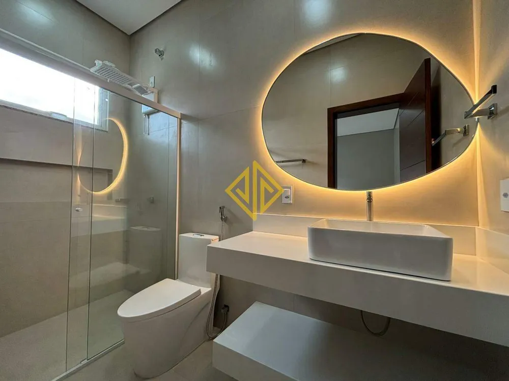 Casa, 3 quartos, 281 m² - Foto 1