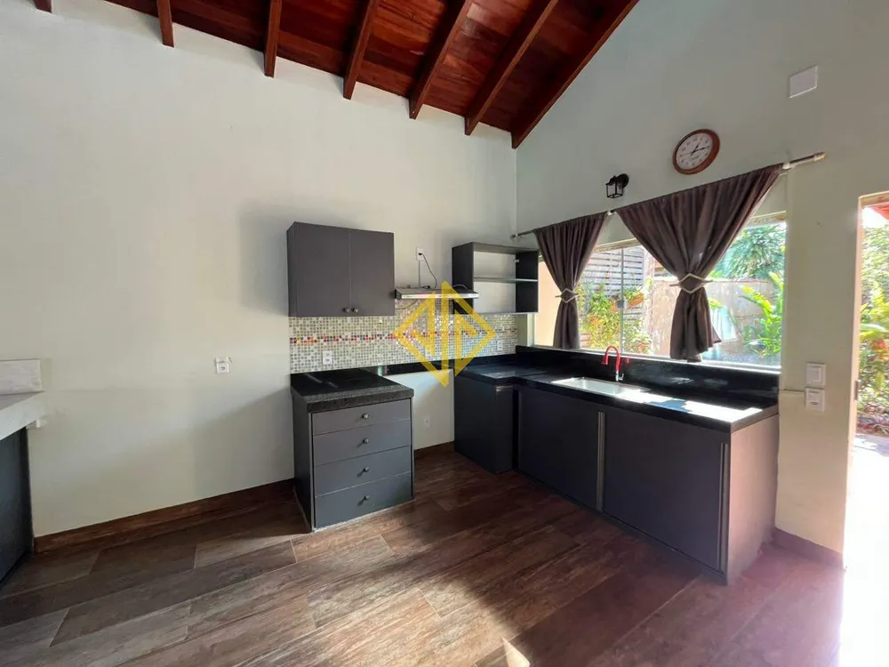 Casa, 3 quartos, 168 m² - Foto 1