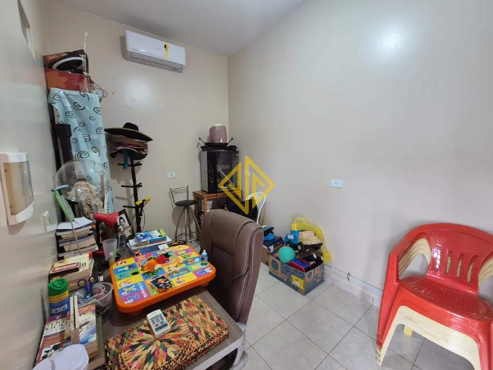 Casa, 4 quartos, 200 m² - Foto 8