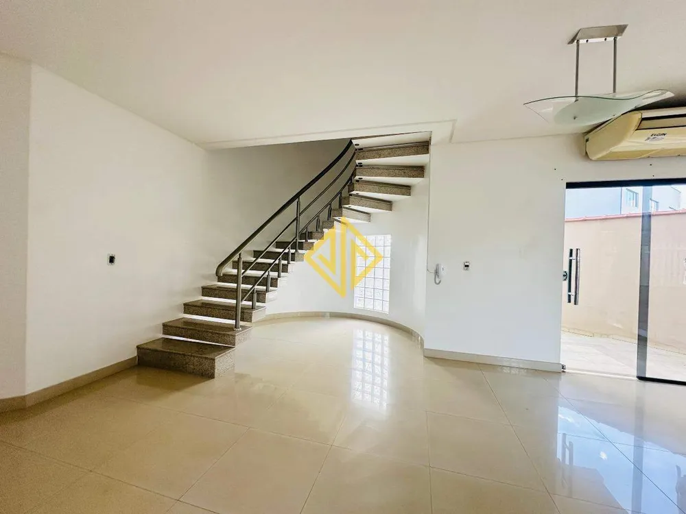 Casa, 4 quartos, 398 m² - Foto 2