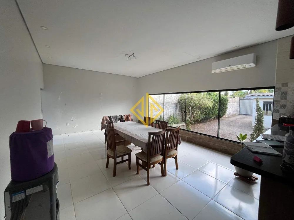 Casa, 4 quartos, 237 m² - Foto 3