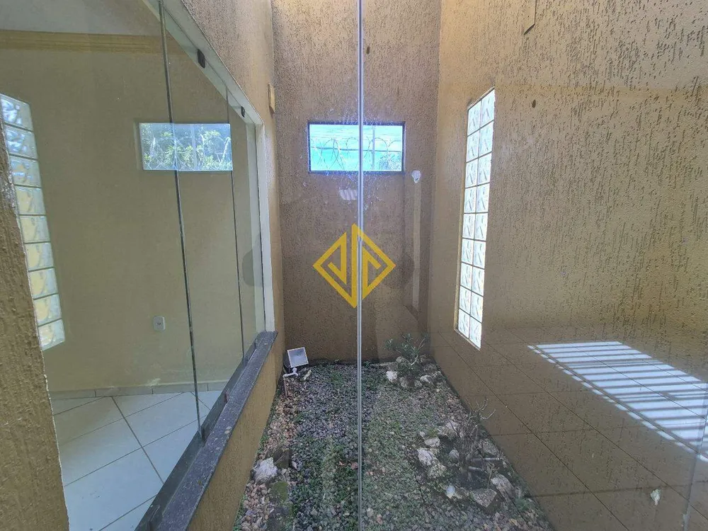 Casa, 3 quartos, 180 m² - Foto 2