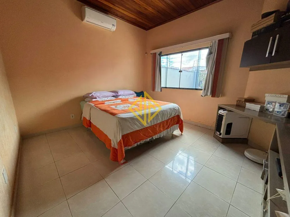 Casa, 3 quartos, 275 m² - Foto 1