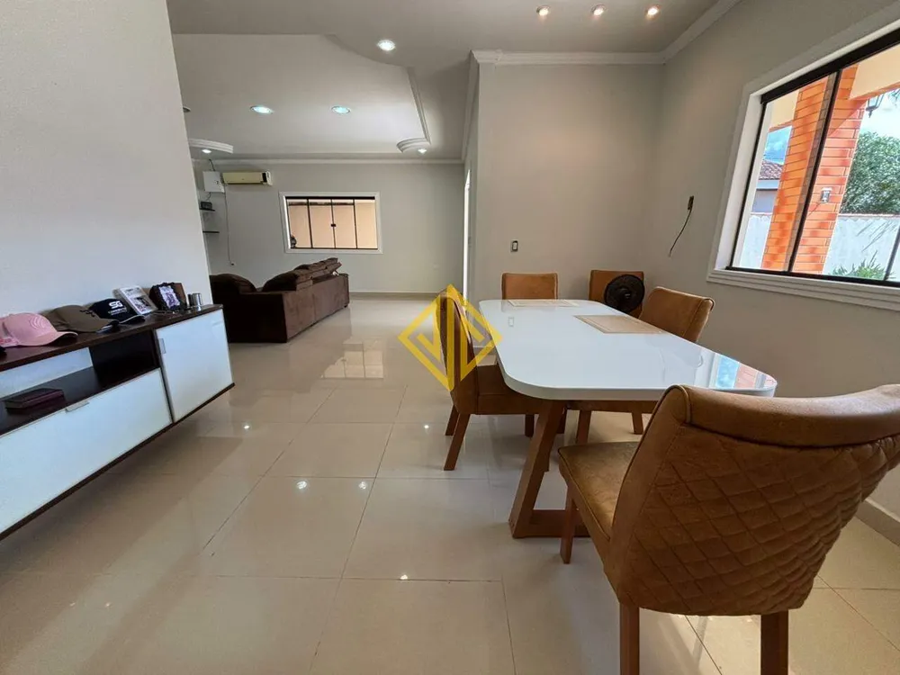 Casa, 4 quartos, 298 m² - Foto 3