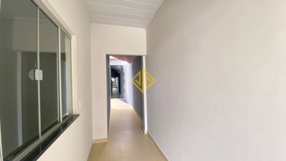 Casa à venda com 3 quartos, 144m² - Foto 3