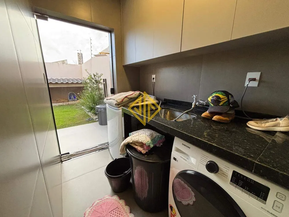 Casa, 3 quartos, 222 m² - Foto 15