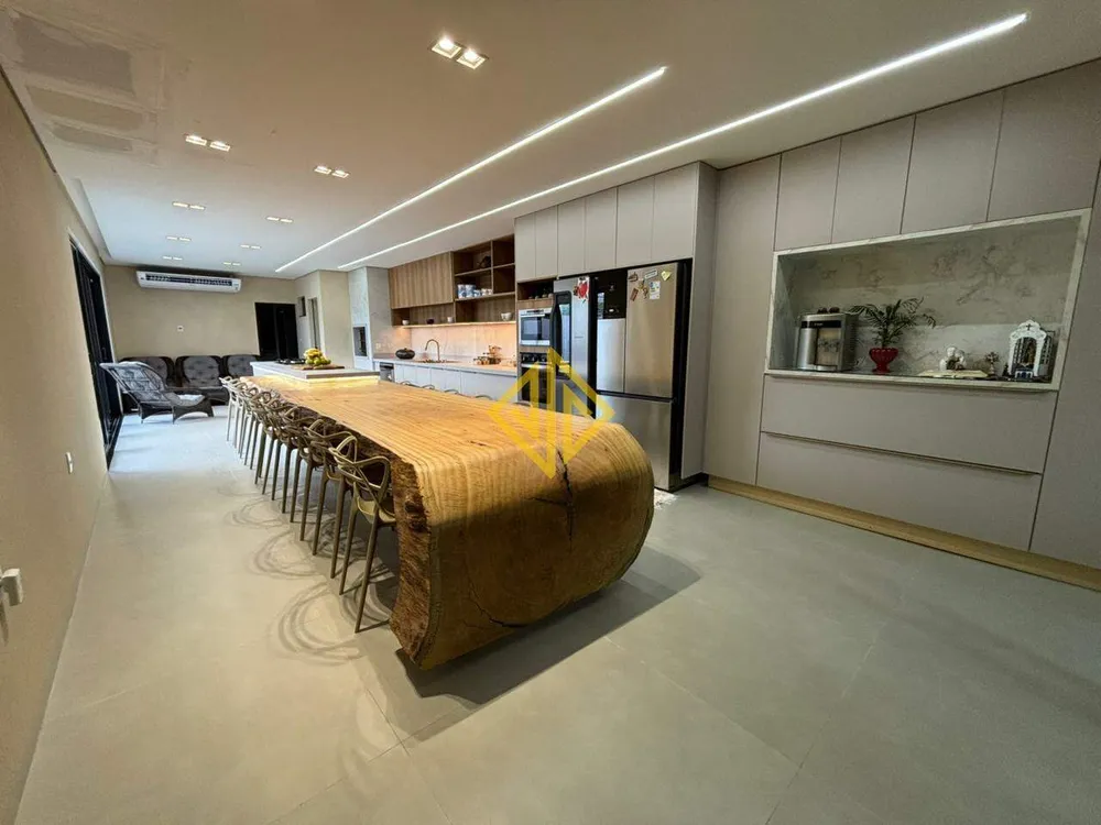 Casa, 3 quartos, 222 m² - Foto 4