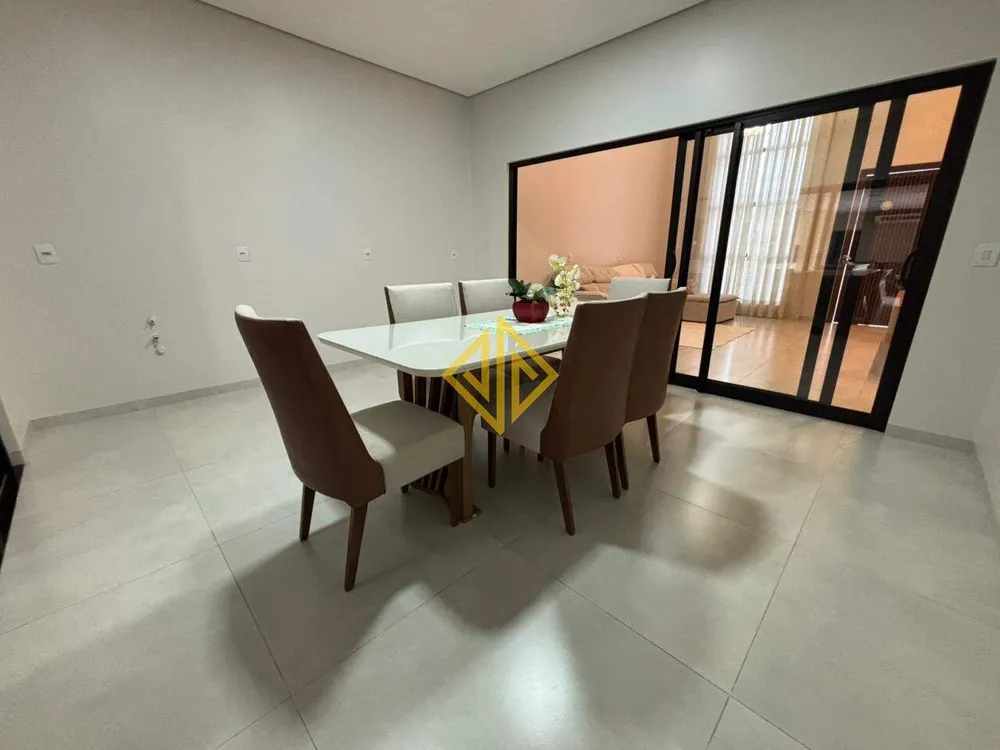 Casa, 3 quartos, 222 m² - Foto 3