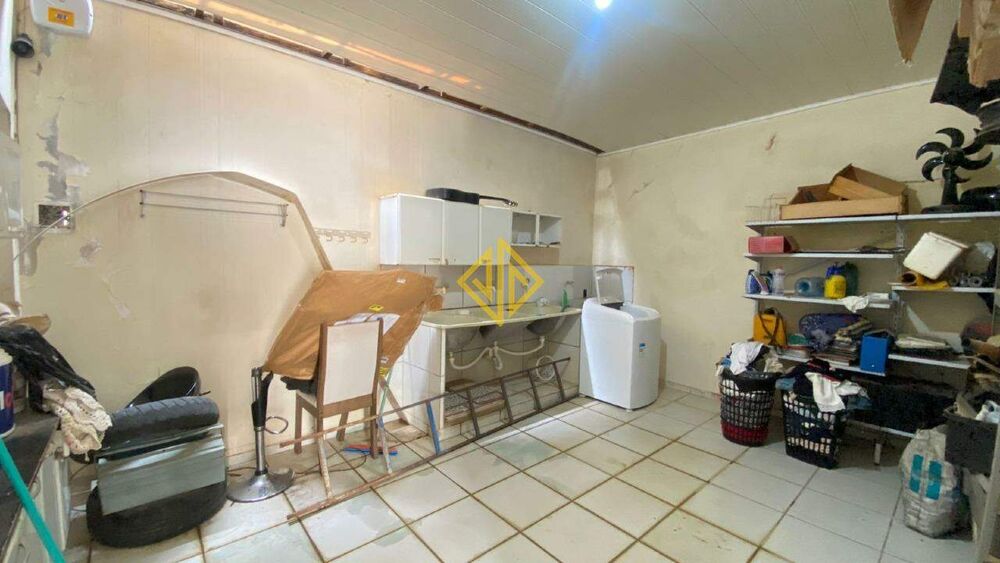 Casa, 4 quartos, 250 m² - Foto 2