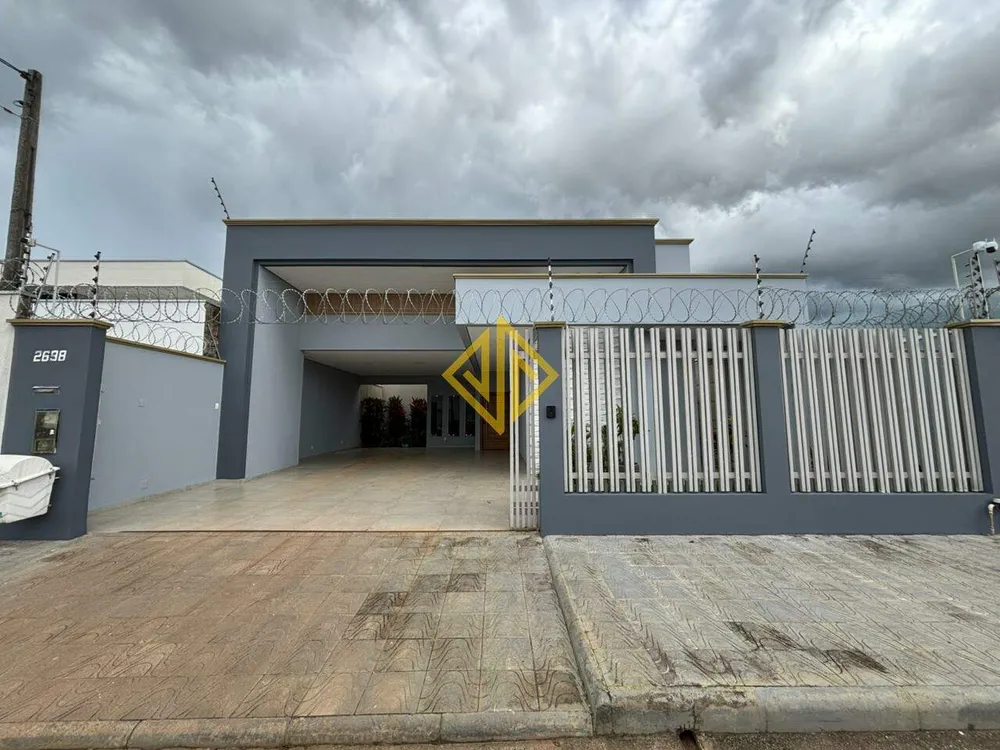 Casa, 3 quartos, 229 m² - Foto 4