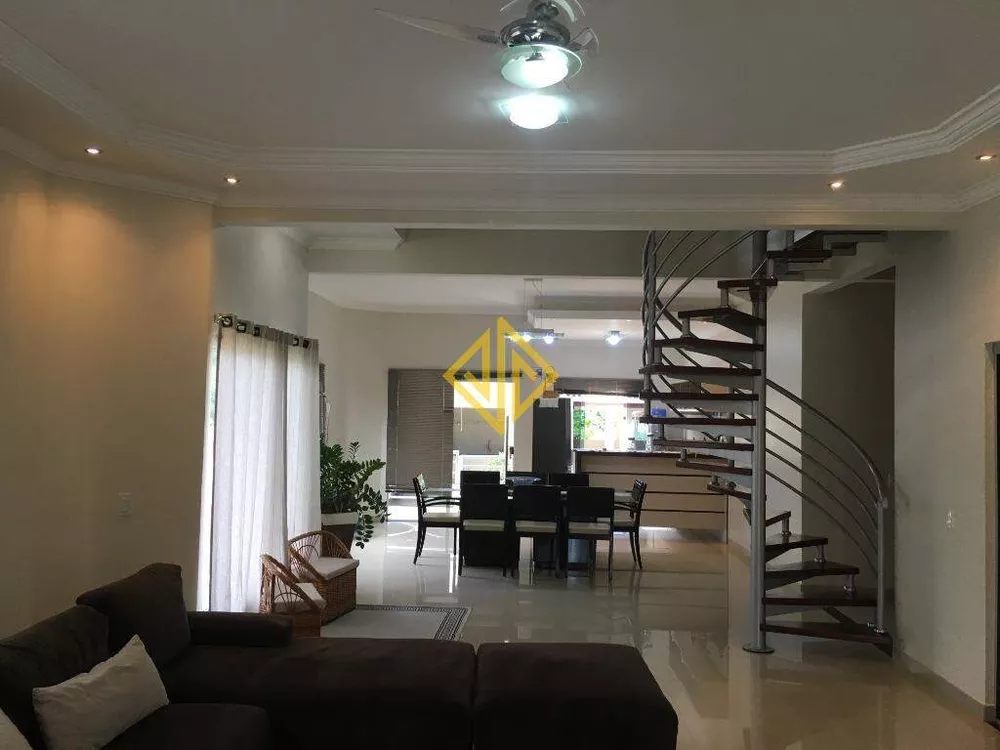 Casa à venda com 4 quartos, 600m² - Foto 6