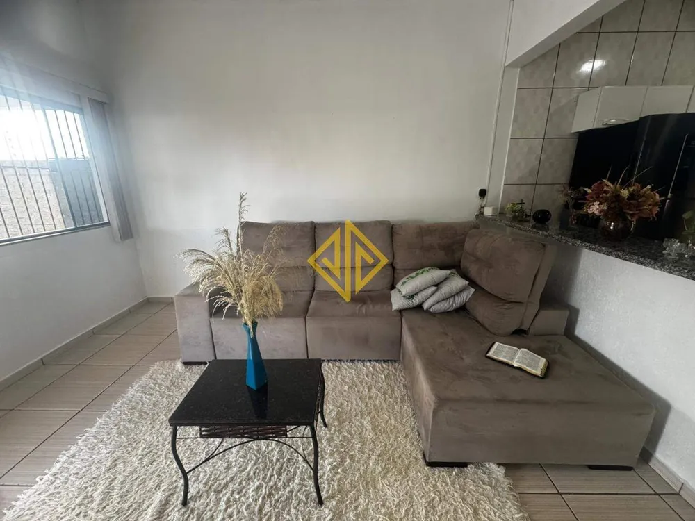 Casa, 4 quartos, 180 m² - Foto 2