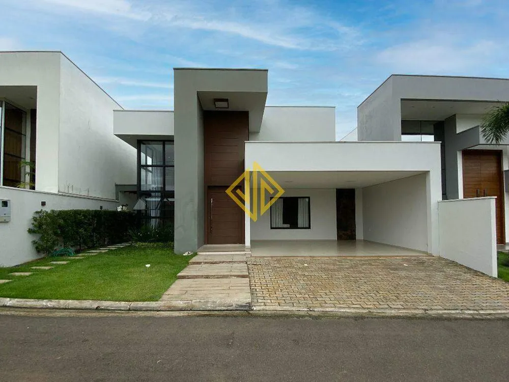 Casa, 3 quartos, 240 m² - Foto 1
