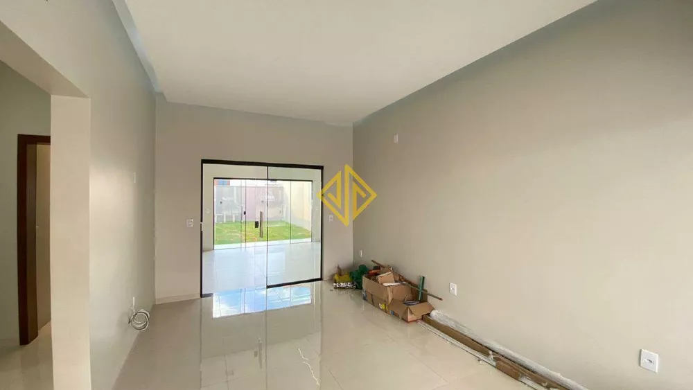 Casa à venda com 3 quartos, 136m² - Foto 2