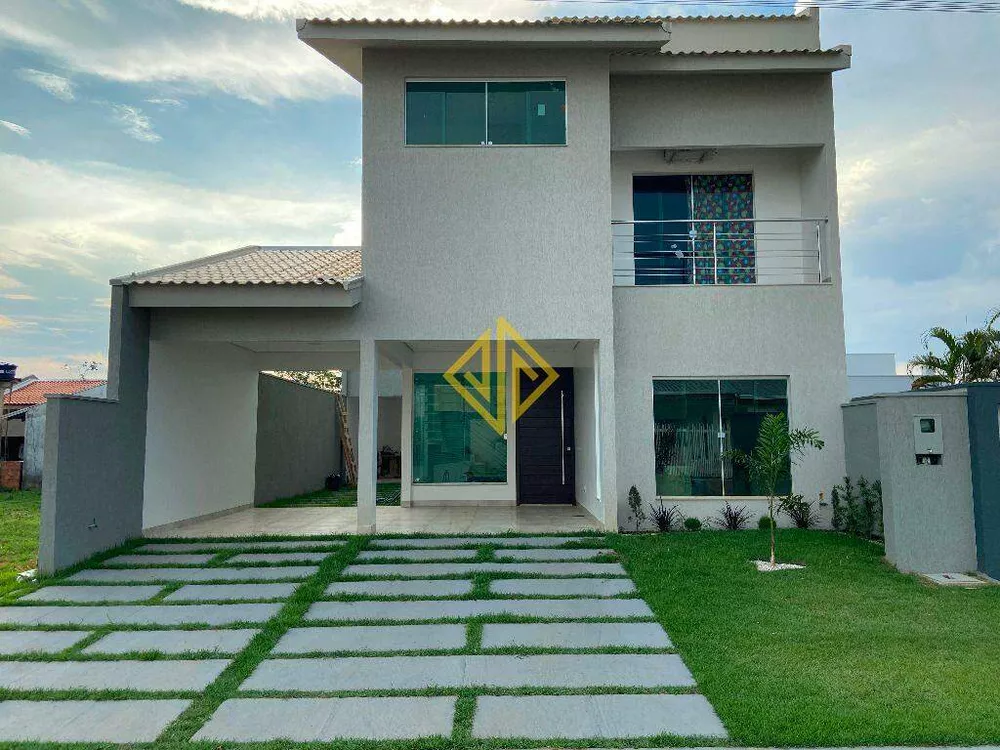 Sobrado à venda com 3 quartos, 278m² - Foto 1