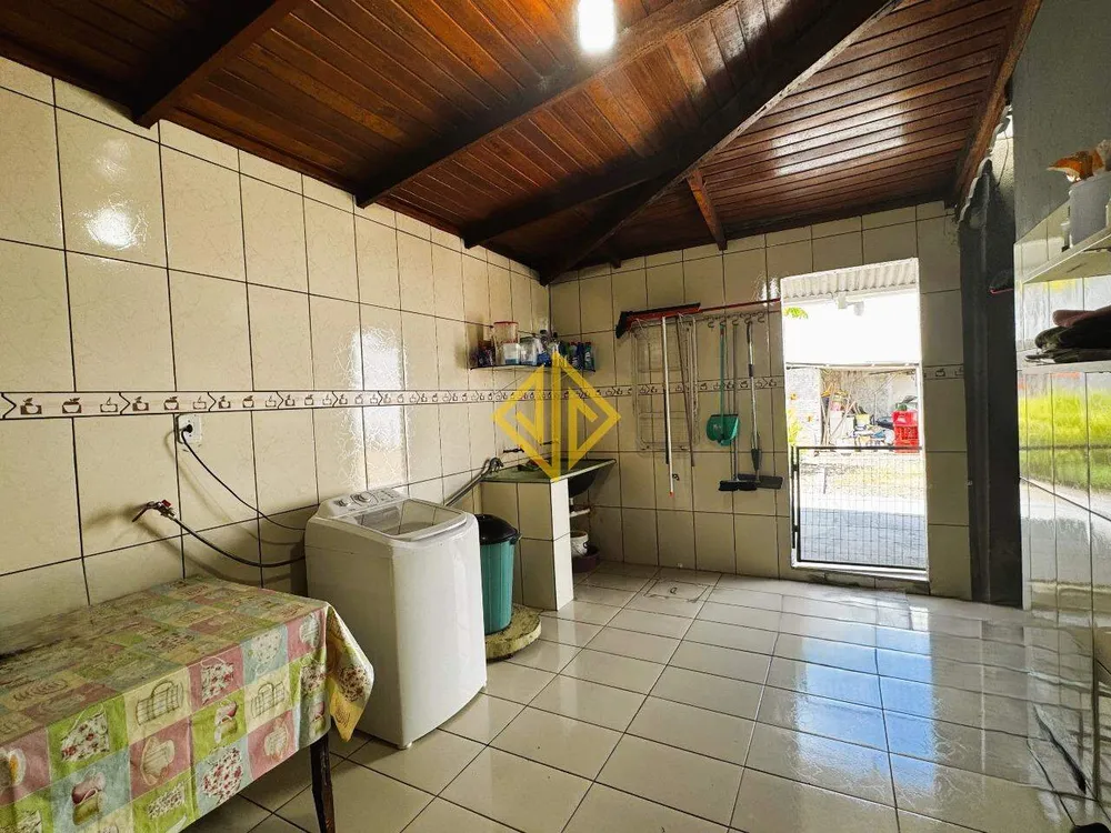 Casa, 3 quartos, 200 m² - Foto 5