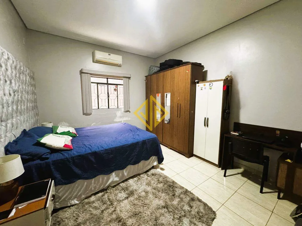 Casa, 3 quartos, 200 m² - Foto 9