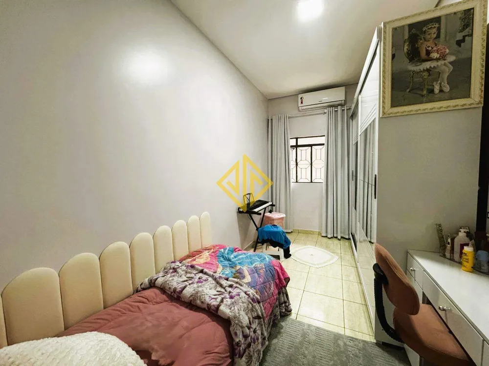 Casa, 3 quartos, 200 m² - Foto 11