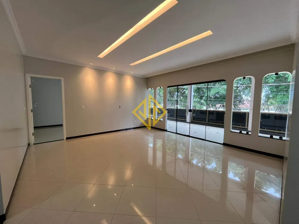Casa, 3 quartos, 279 m² - Foto 10