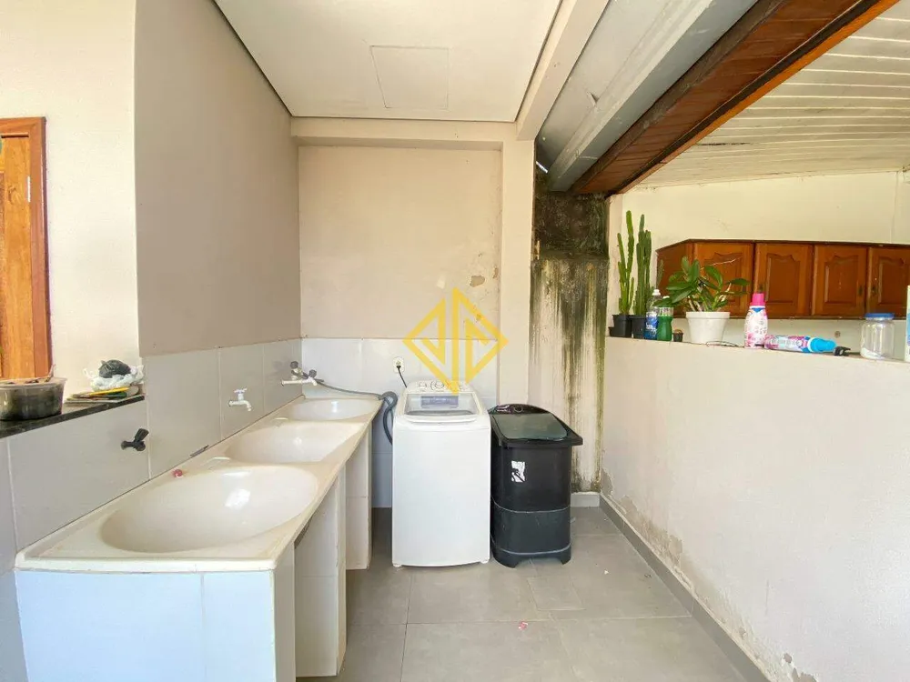 Casa, 3 quartos, 282 m² - Foto 9
