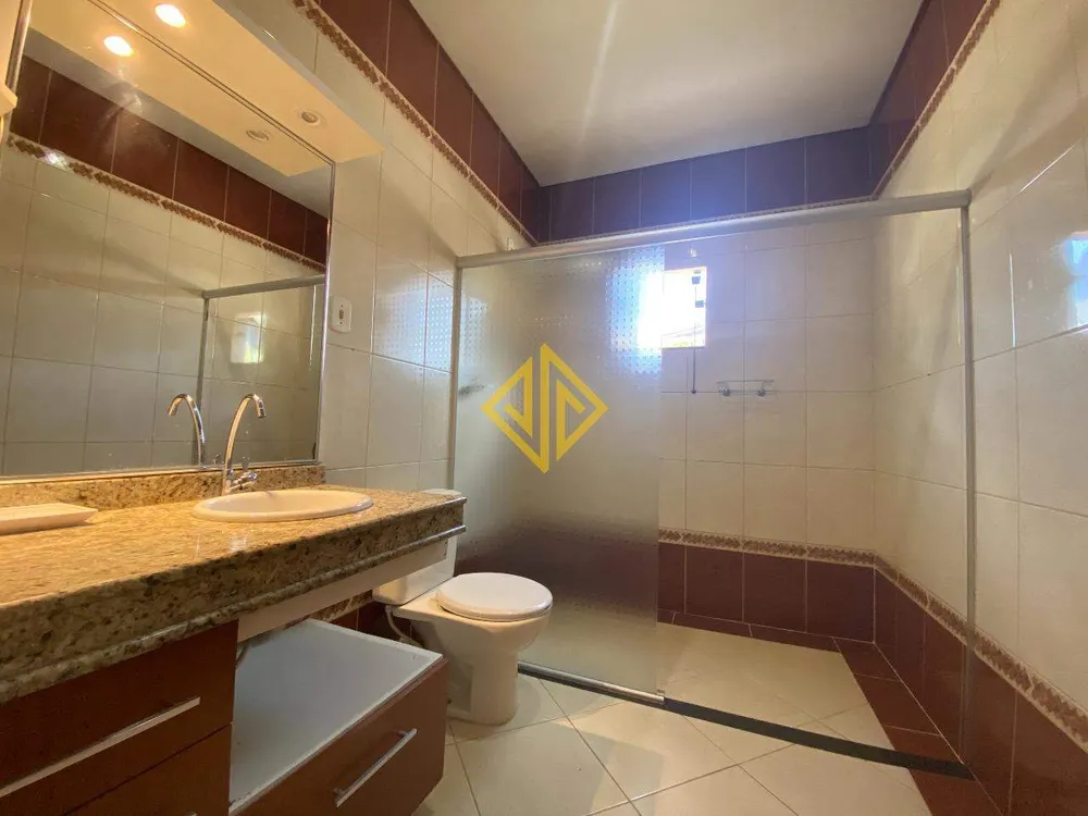Casa, 3 quartos, 282 m² - Foto 2