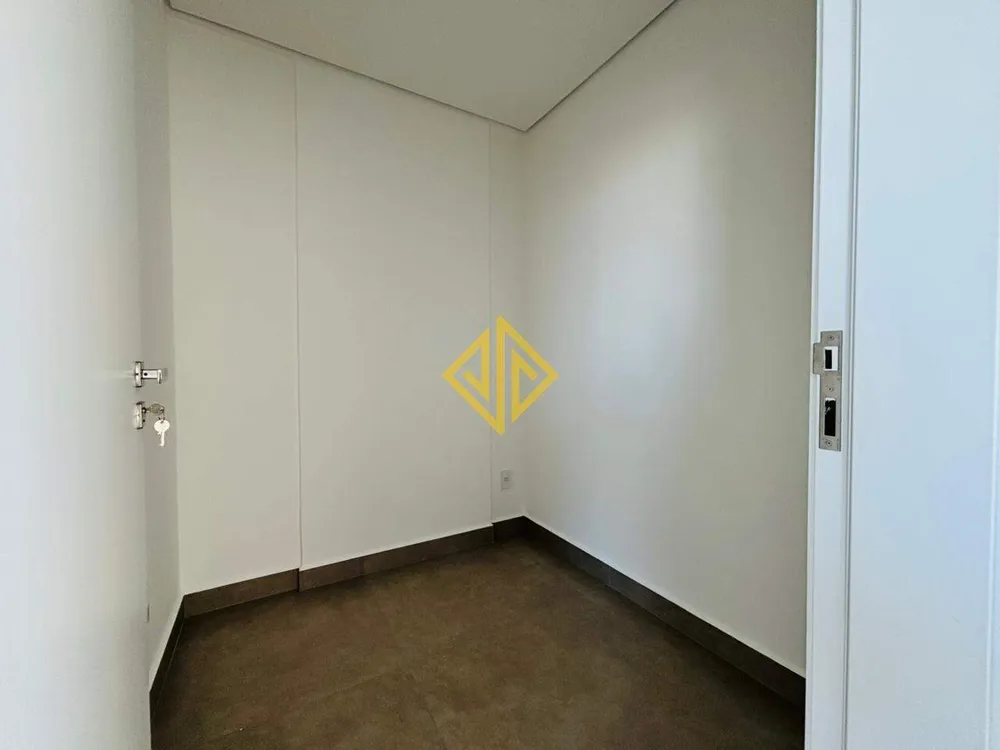 Apartamento, 3 quartos, 247 m² - Foto 3