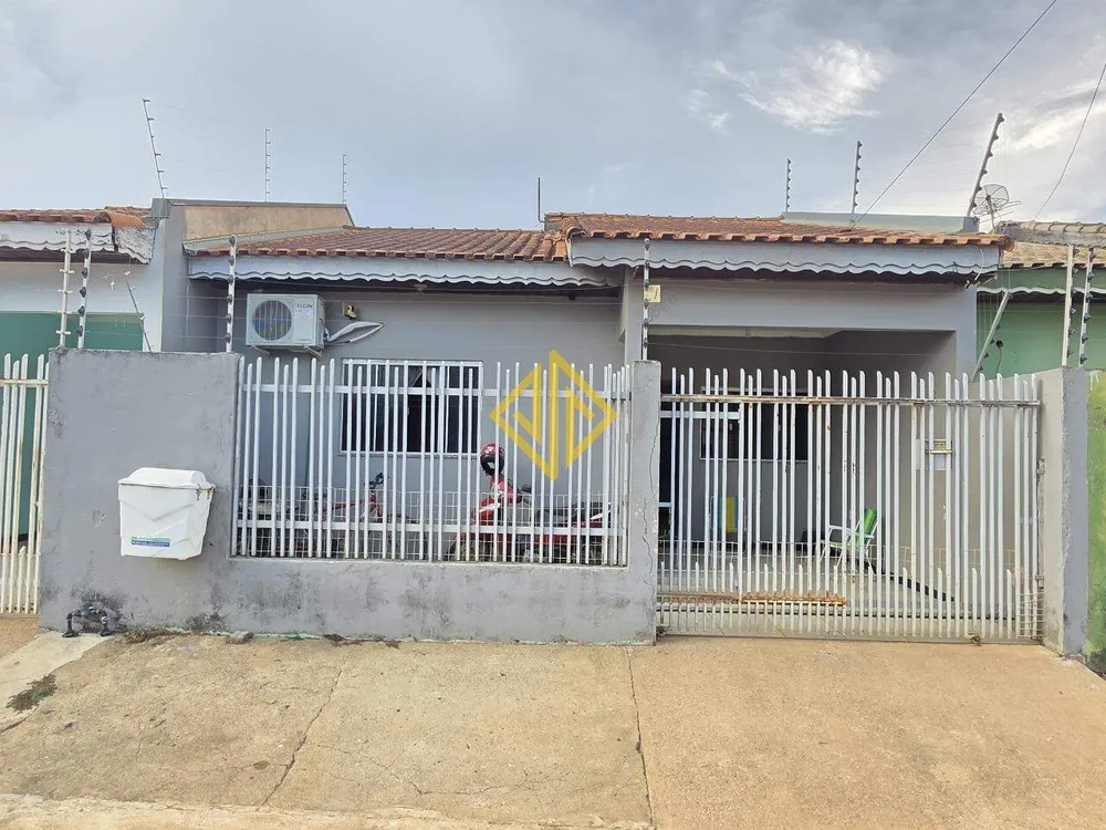 Casa, 2 quartos, 70 m² - Foto 1