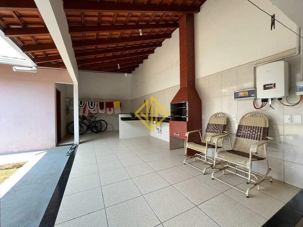Casa, 3 quartos, 228 m² - Foto 13