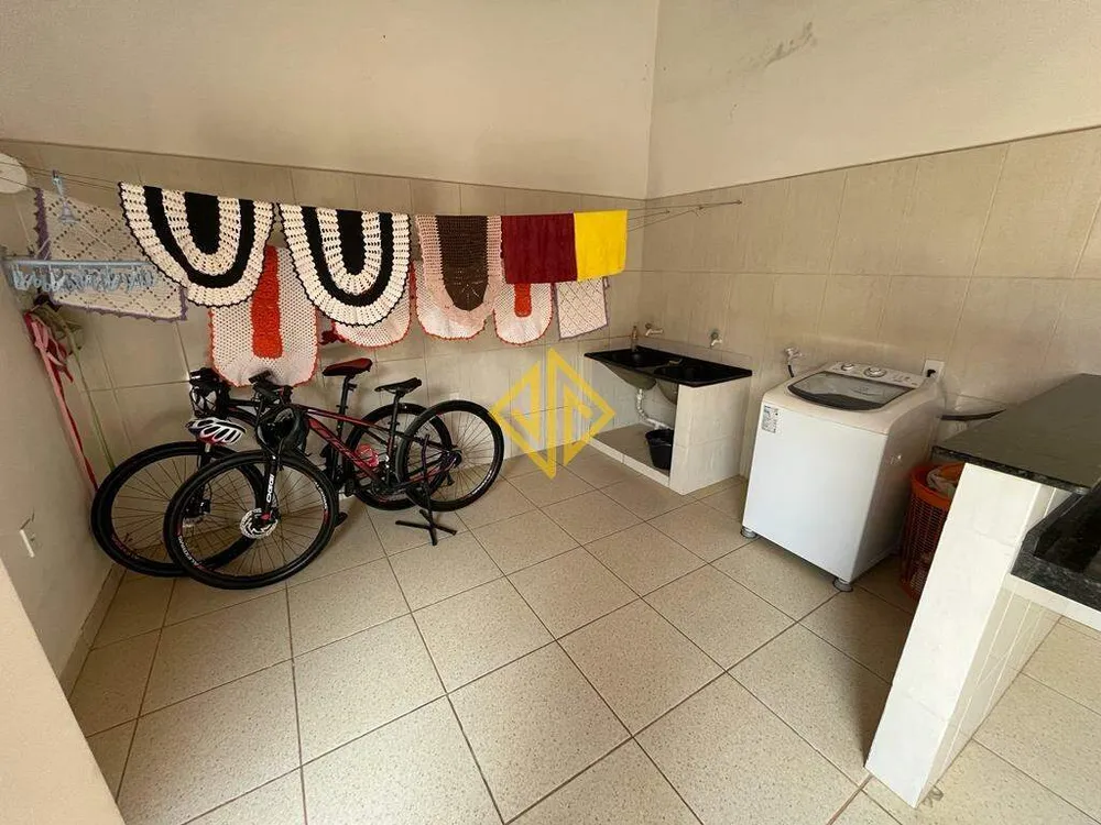 Casa, 3 quartos, 228 m² - Foto 14