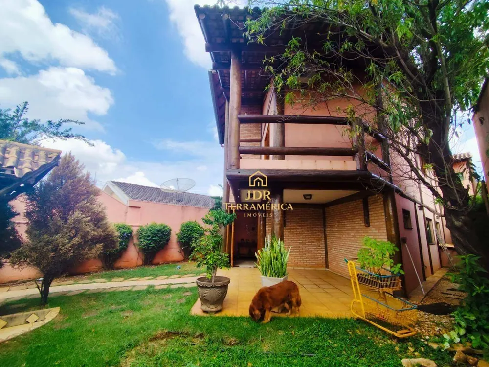 Sobrado, 3 quartos, 213 m² - Foto 2