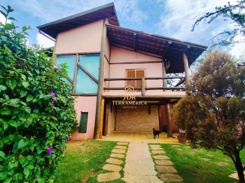 Sobrado, 3 quartos, 213 m² - Foto 1