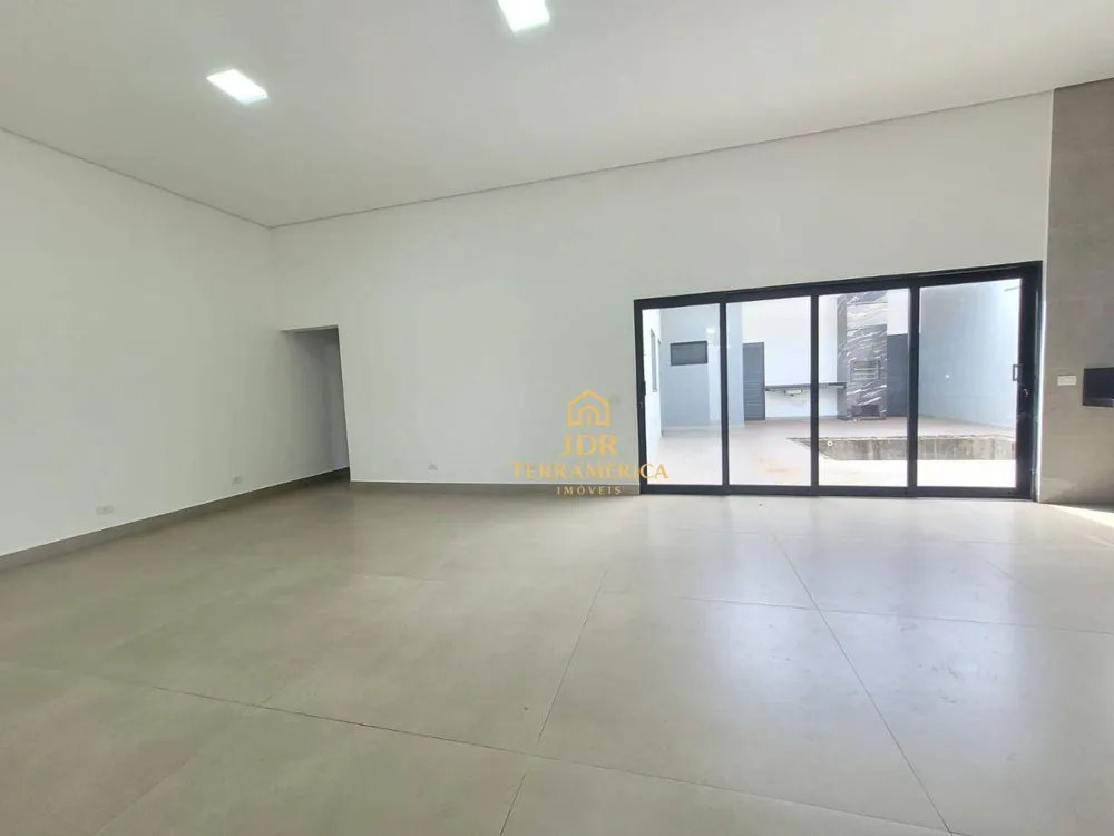 Casa, 3 quartos, 196 m² - Foto 1