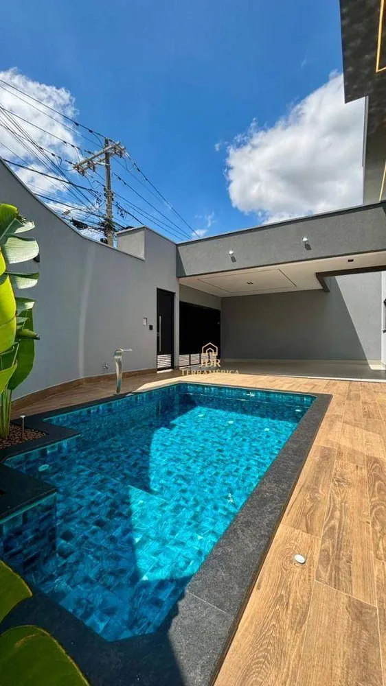 Casa, 3 quartos, 174 m² - Foto 1