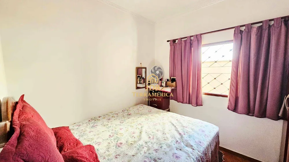 Casa, 3 quartos, 211 m² - Foto 9