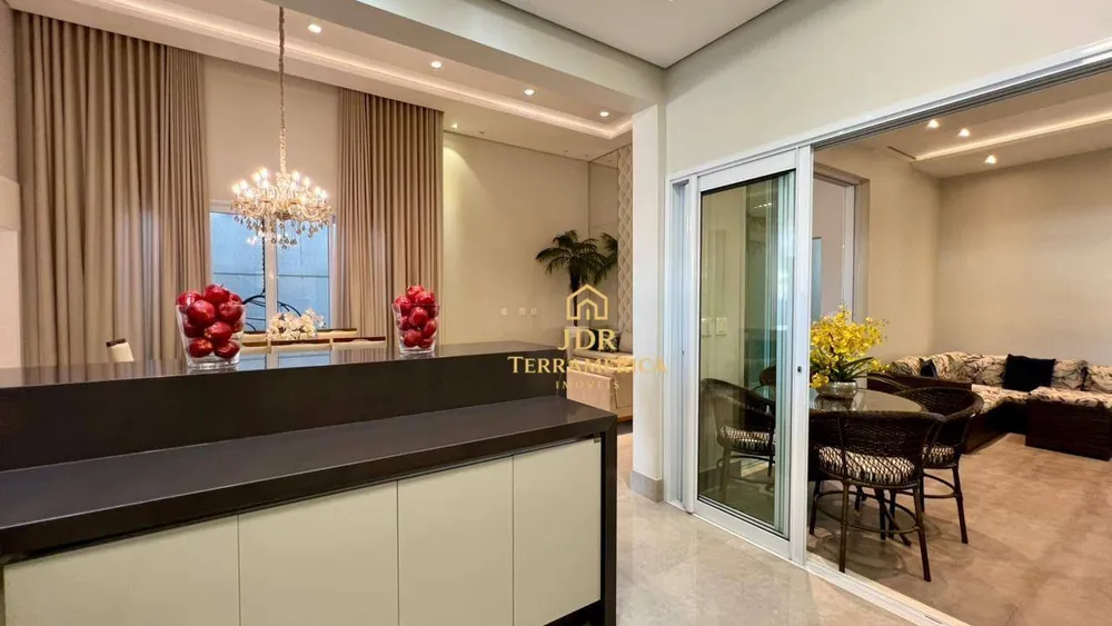 Casa, 3 quartos, 230 m² - Foto 6