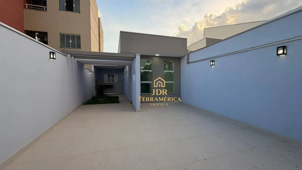 Casa, 3 quartos, 92 m² - Foto 1