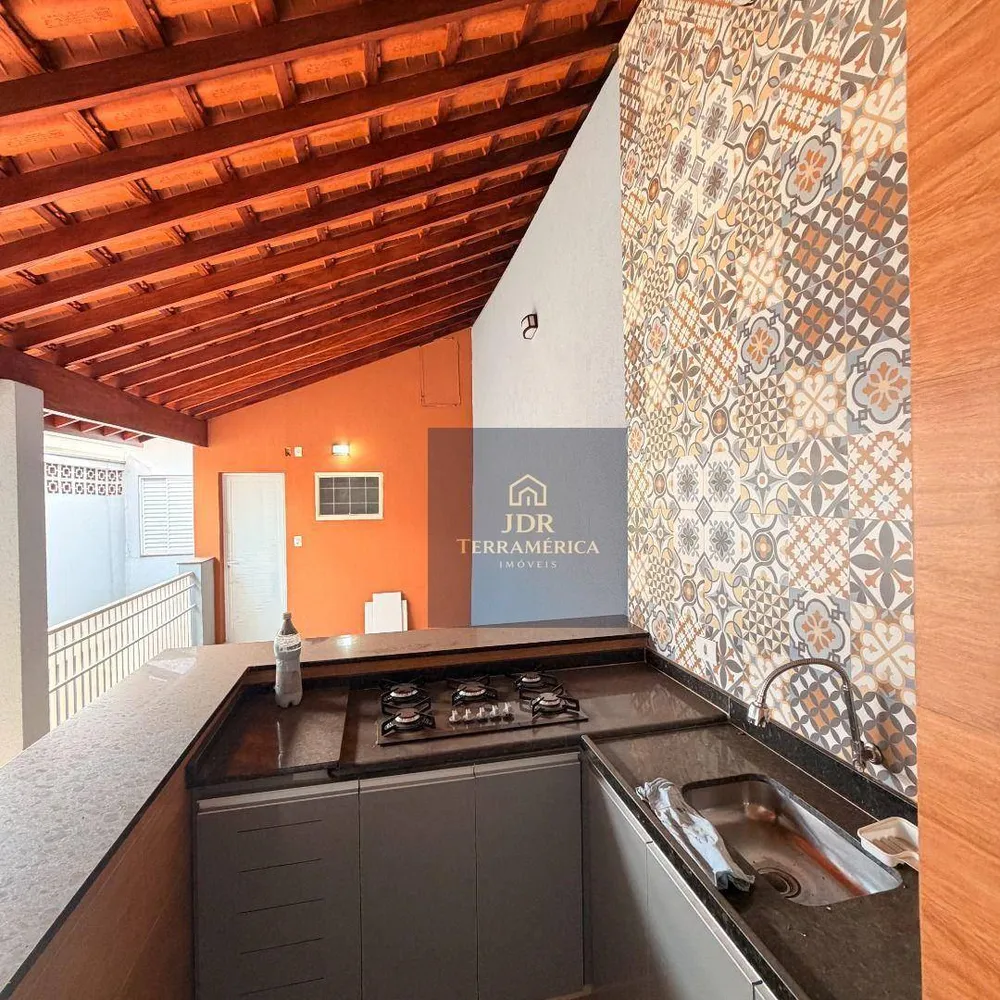 Casa, 4 quartos, 204 m² - Foto 4