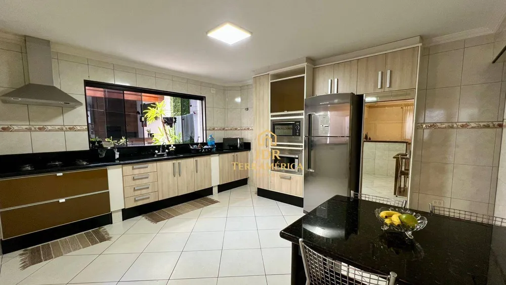 Casa, 3 quartos, 320 m² - Foto 6