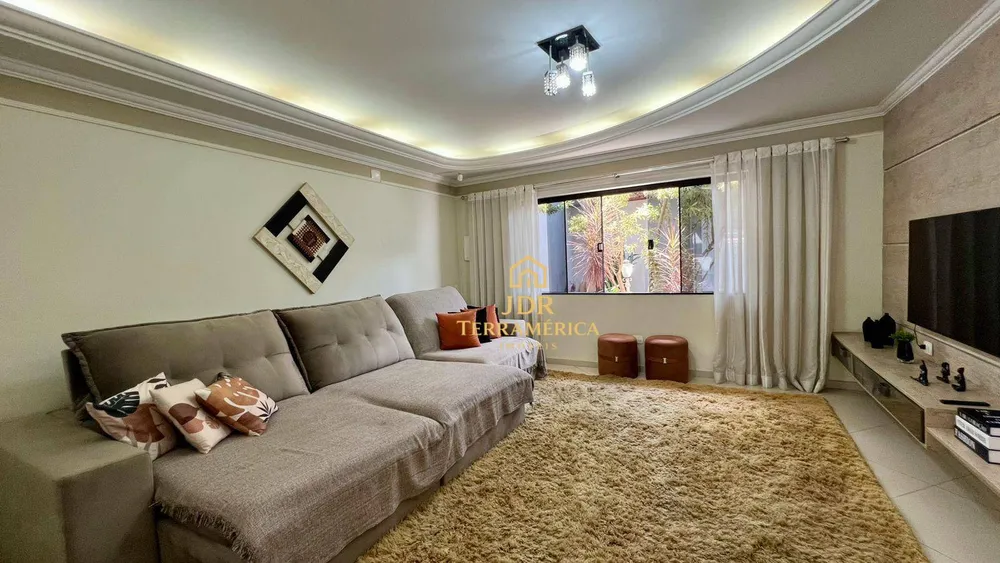Casa, 3 quartos, 320 m² - Foto 2
