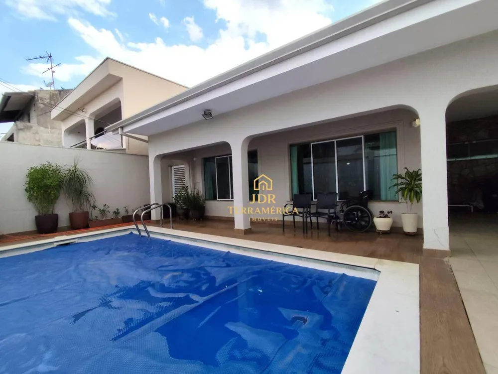 Casa, 3 quartos, 240 m² - Foto 6