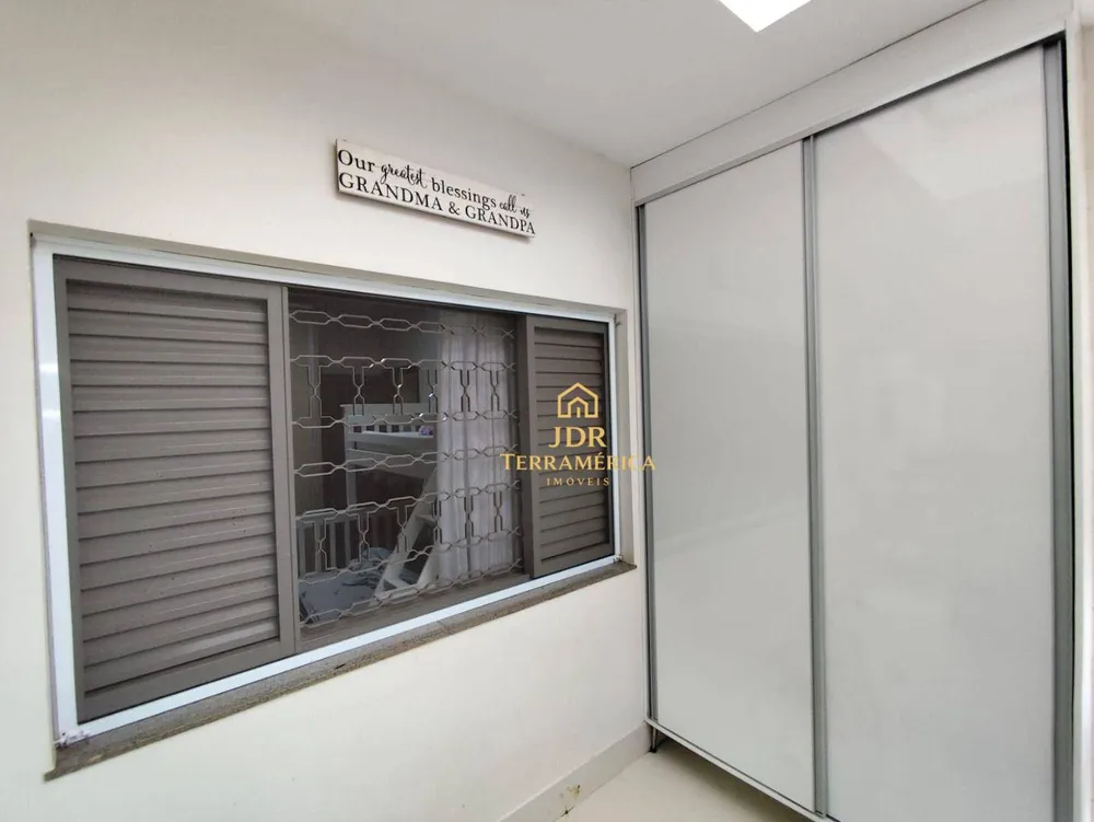 Casa, 3 quartos, 240 m² - Foto 15
