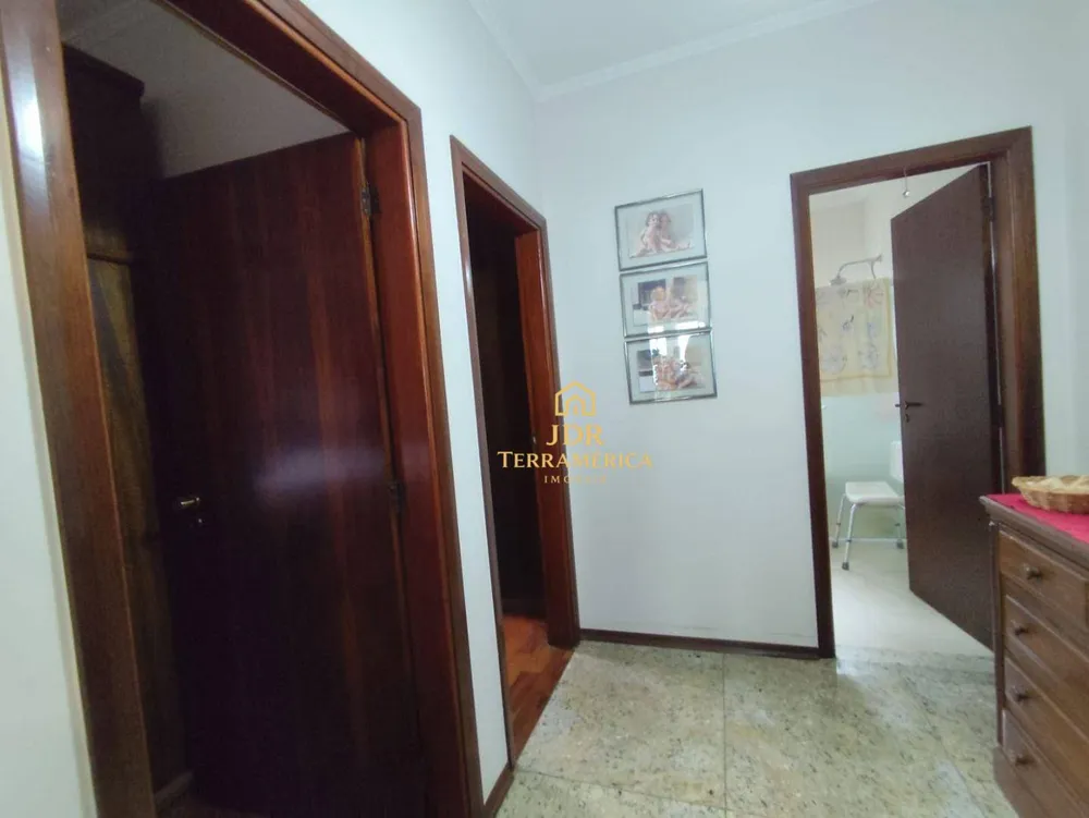 Casa, 3 quartos, 240 m² - Foto 12