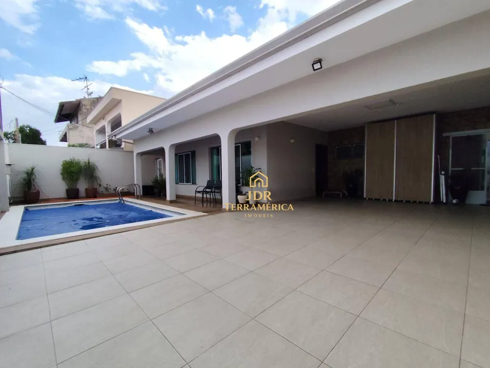 Casa, 3 quartos, 240 m² - Foto 11