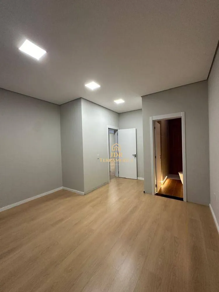 Casa, 3 quartos, 180 m² - Foto 3