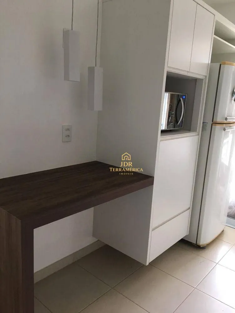 Apartamento, 3 quartos, 121 m² - Foto 2